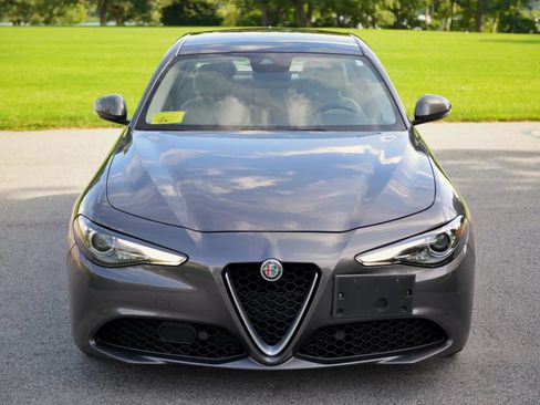Used 2018 Alfa Romeo Giulia Ti w/ Quick Order Package 22X Lusso AWD/4WD image 14