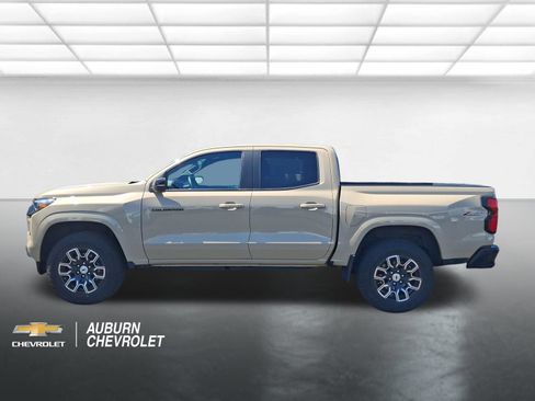 Used 2023 Chevrolet Colorado Z71 w/ Z71 Convenience Package 2 AWD/4WD image 6