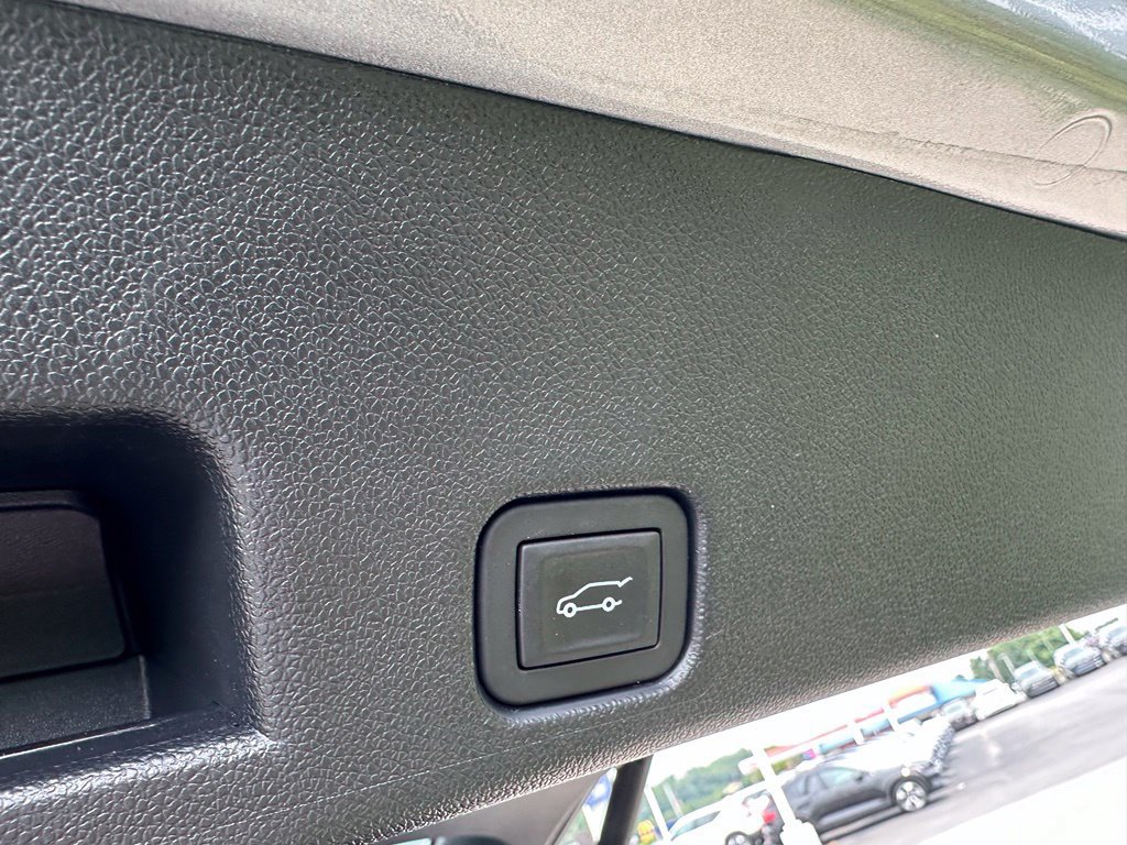 Used 2026 GMC Acadia Elevation w/ LPO, Floor Liner Package AWD/4WD image 40