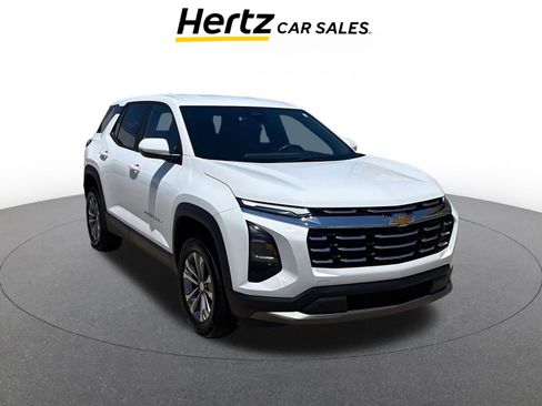 Used 2025 Chevrolet Equinox LT AWD/4WD image 1