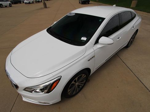 Used 2017 Buick LaCrosse Essence w/ Sights and Sounds Package image 20
