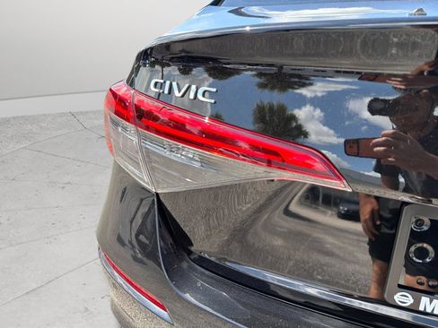 Used 2024 Honda Civic Touring image 40