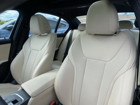 Used 2024 BMW 330i xDrive Sedan w/ Convenience Package image 10