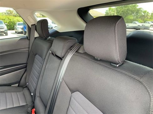 Certified 2024 Ford Edge SE w/ Black Appearance Package image 20