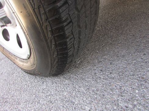 Used 2012 Chevrolet Express 1500 image 30