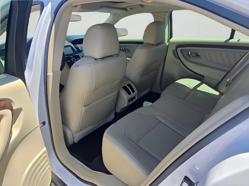 Used 2016 Ford Taurus Limited w/ Equipment Group 301A AWD/4WD image 23