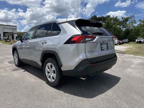 Used 2024 Toyota RAV4 LE FWD image 4