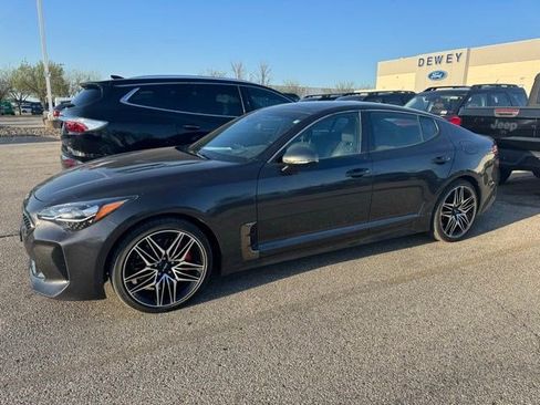 Used 2023 Kia Stinger GT2 AWD/4WD image 11