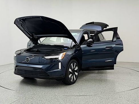 New 2026 Volvo EX90 Ultra AWD/4WD image 9