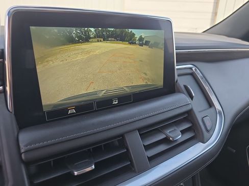 Used 2021 Chevrolet Tahoe LT AWD/4WD image 20