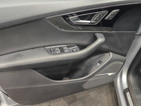 Used 2018 Audi Q7 3.0T Prestige w/ Prestige Package AWD/4WD image 64