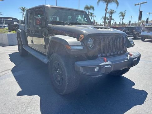 Used 2023 Jeep Gladiator Mojave w/ LED Lighting Group AWD/4WD image 2