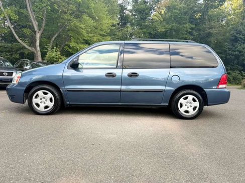 Used 2006 Ford Freestar SE FWD image 4