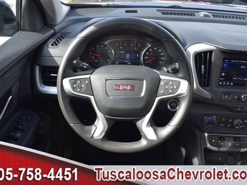 Used 2024 GMC Terrain SLE w/ Driver Convenience Package image 26