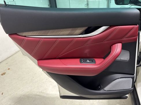 Used 2019 Maserati Levante GTS image 42