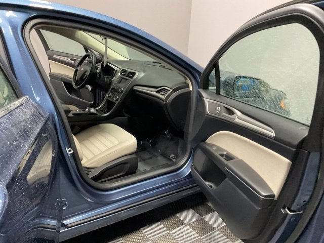 Used 2018 Ford Fusion S FWD image 22