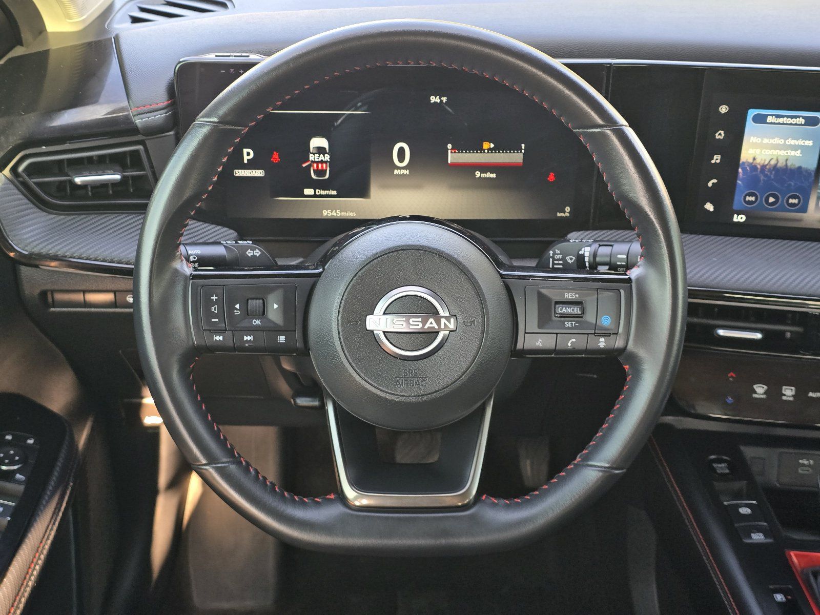 Used 2025 Nissan Kicks SR AWD/4WD image 14