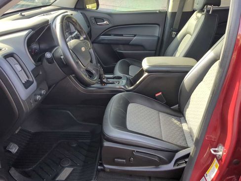 Used 2017 Chevrolet Colorado Z71 image 14