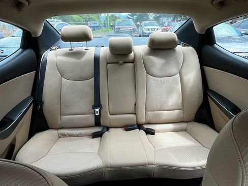 Used 2012 Hyundai Elantra GLS w/ Preferred Pkg 3 FWD image 10