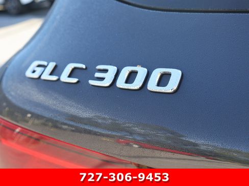 Certified 2022 Mercedes-Benz GLC 300 image 8