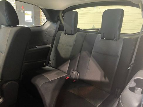 Used 2017 Nissan Pathfinder SV AWD/4WD image 14