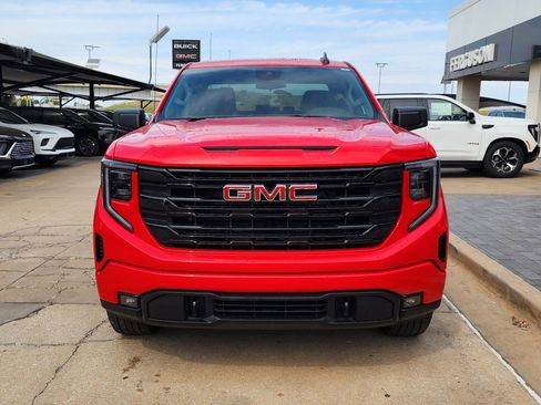 New 2026 GMC Sierra 1500 Elevation image 9
