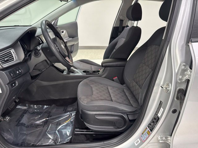Used 2018 Kia Niro FE FWD image 12