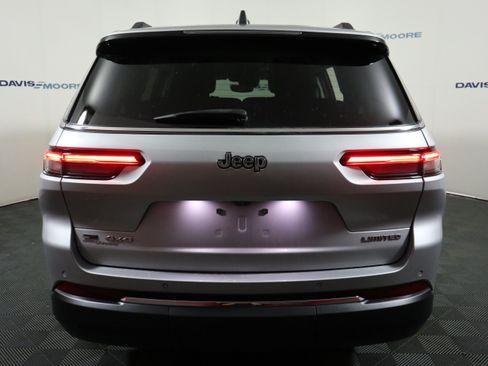 Used 2021 Jeep Grand Cherokee L Limited w/ Trailer Tow Group (B) AWD/4WD image 7
