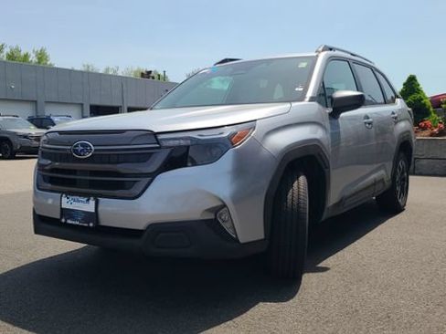 New 2026 Subaru Forester Premium AWD/4WD image 3