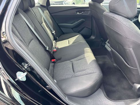 Used 2025 Honda Accord SE image 17