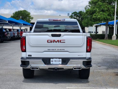 Used 2023 GMC Sierra 1500 SLT AWD/4WD image 32