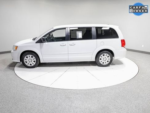 Used 2017 Dodge Grand Caravan SE w/ Power Window Group image 32
