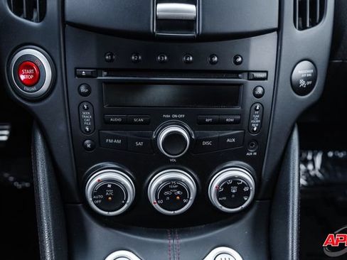 Used 2014 Nissan 370Z NISMO w/ Bose Package RWD image 21