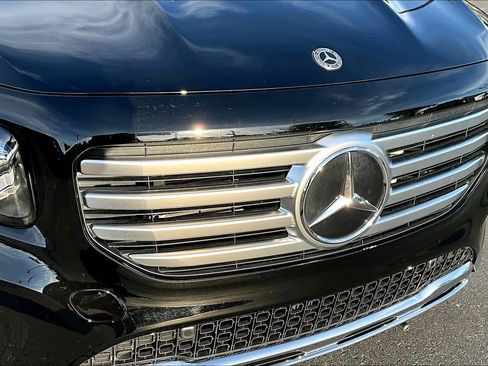 Certified 2024 Mercedes-Benz GLB 250 image 29