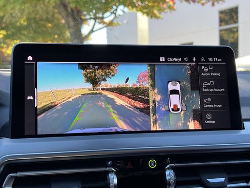 Used 2024 BMW X4 xDrive30i w/ Premium Package image 25