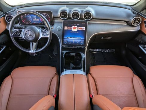 Used 2025 Mercedes-Benz C 300 4MATIC Sedan image 24
