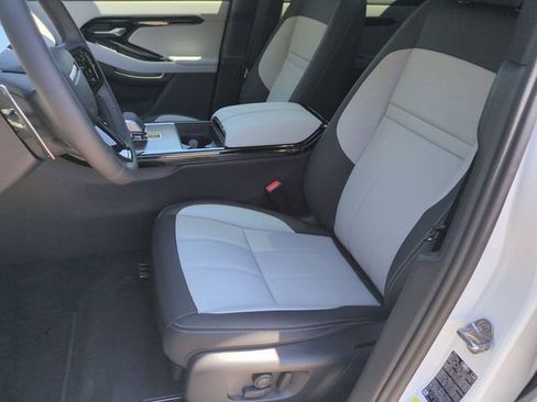 New 2026 Land Rover Range Rover Evoque Hoxton AWD/4WD image 12