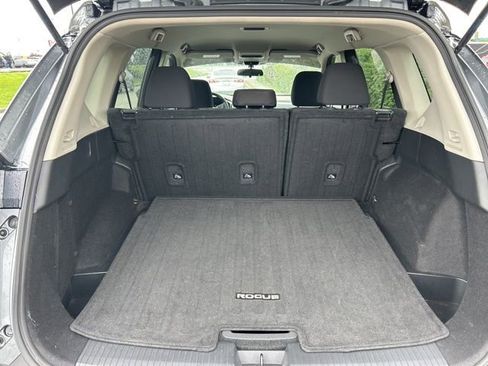 Used 2023 Nissan Rogue S AWD/4WD image 11