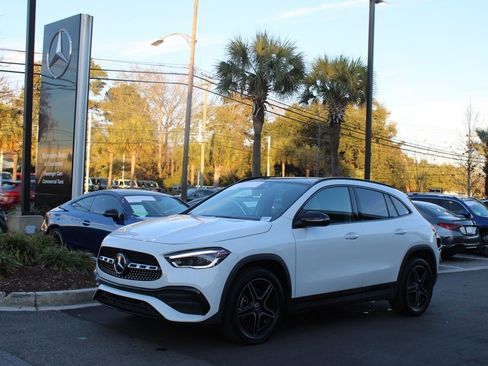 Certified 2023 Mercedes-Benz GLA 250 4MATIC image 1