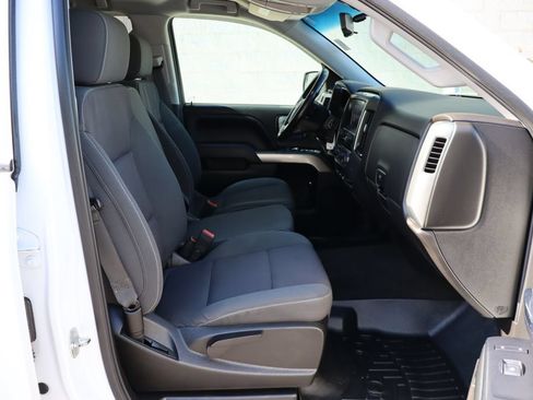 Used 2018 Chevrolet Silverado 1500 LT w/ All Star Edition AWD/4WD image 26