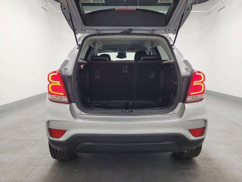 Used 2021 Chevrolet Trax LT w/ Sport Edition FWD image 29