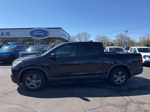 Used 2017 Honda Ridgeline Black Edition image 1