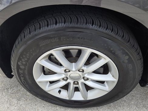 Used 2018 Dodge Grand Caravan SXT image 10