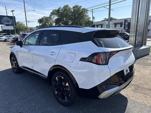 Used 2026 Kia Sportage SX image 9