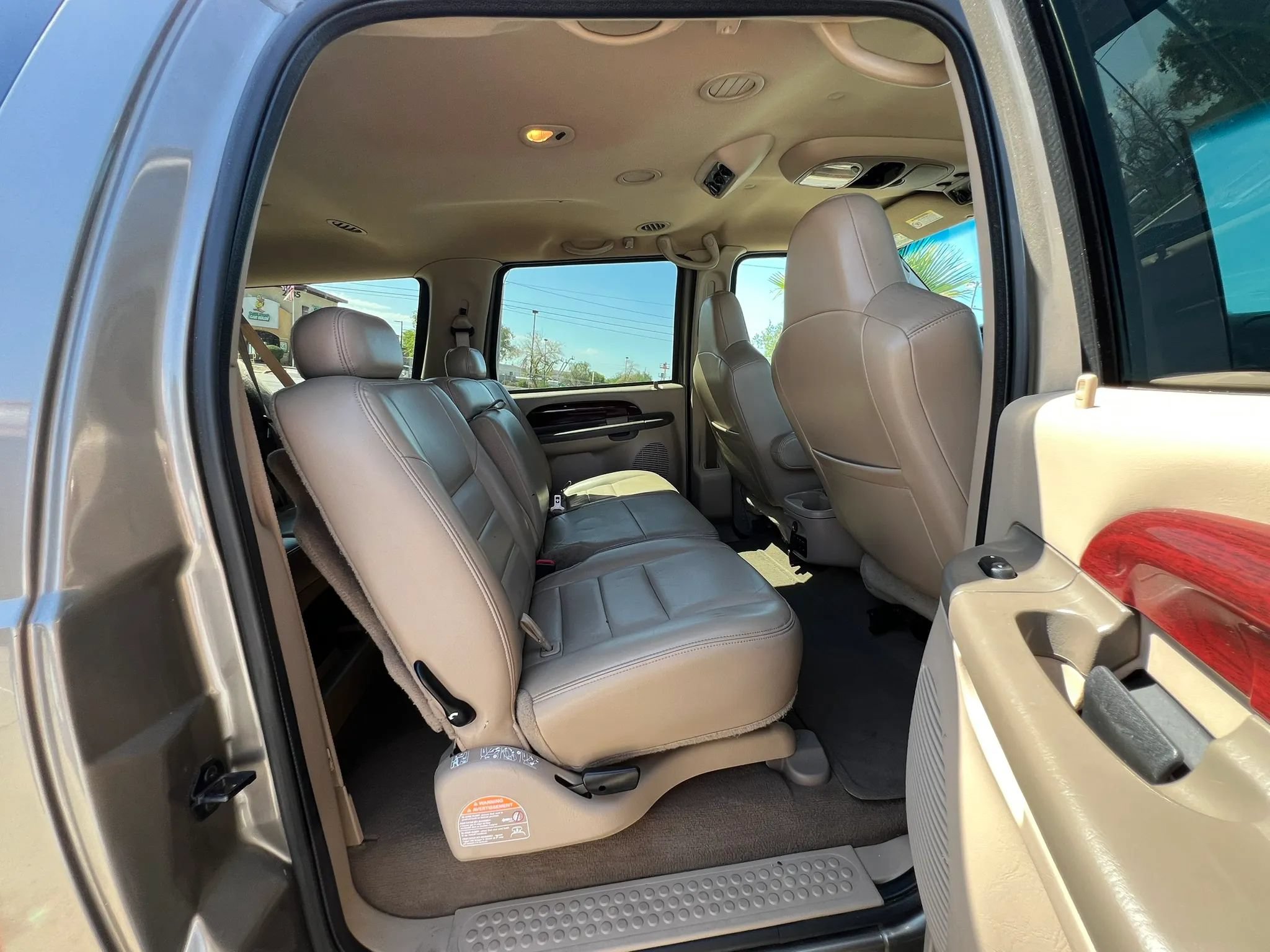 Used 2003 Ford Excursion Limited AWD/4WD image 25