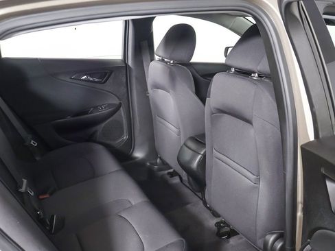 Used 2022 Chevrolet Malibu LS image 24