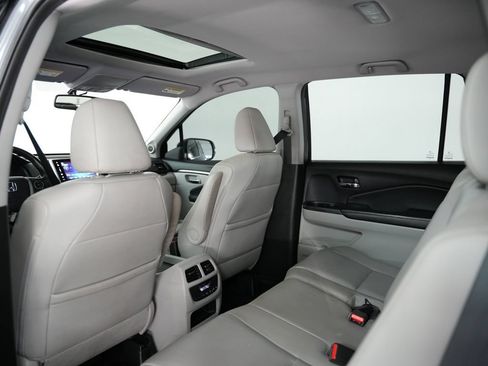 Used 2018 Honda Pilot EX-L image 37