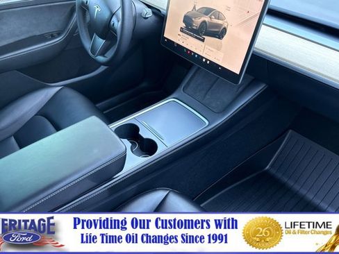 Used 2023 Tesla Model Y Long Range AWD/4WD image 16