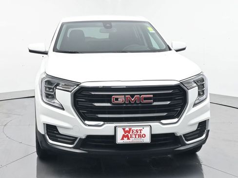 Certified 2024 GMC Terrain SLE image 23