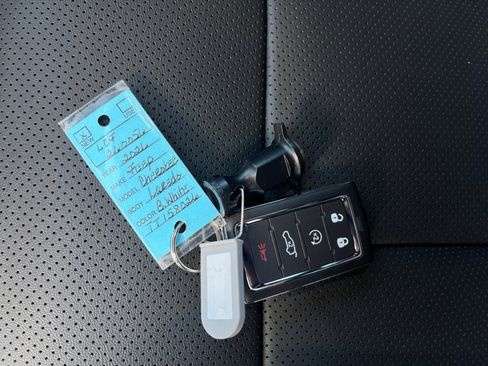 New 2026 Jeep Cherokee Limited image 30